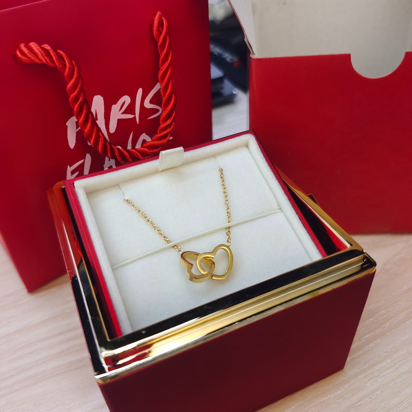 Eternal Rose Box - With Engraved Necklace &amp; Rose